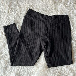 Plus Size Women’s Textured Black Leggings size 4X, Tik Tok Butt Lifting Leggings